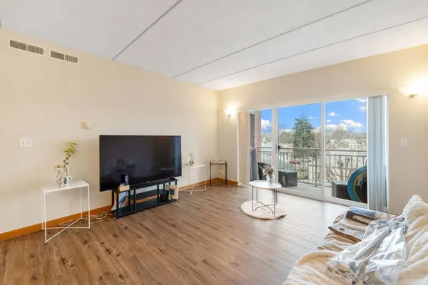 6559 W George ST #311, Chicago, IL 60634