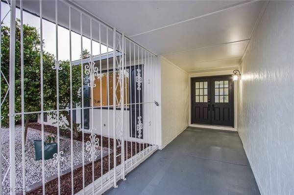 204 Bradshaw WAY, Las Vegas, NV 89145