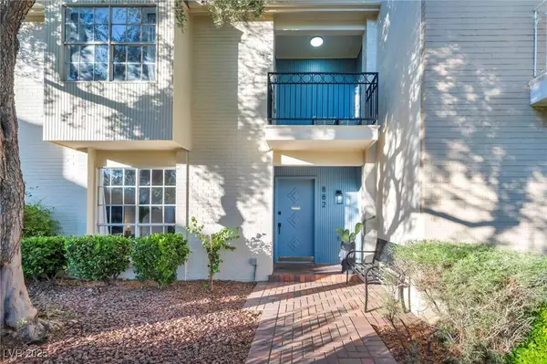 882 Tam O Shanter, Las Vegas, NV 89109