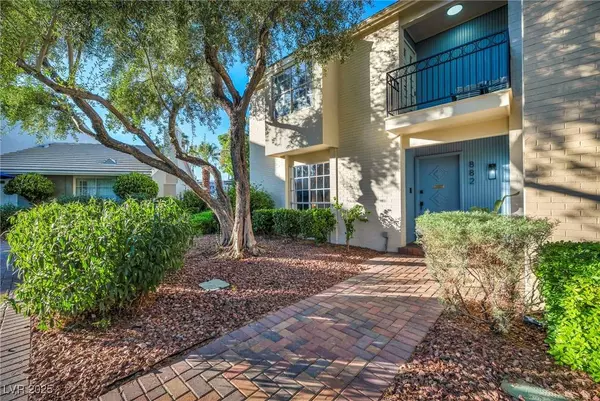 882 Tam O Shanter, Las Vegas, NV 89109
