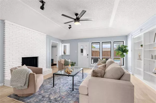 901 Clinton Drive, Plano, TX 75075