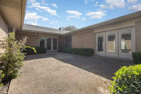 1909 Patton Drive, Garland, TX 75042