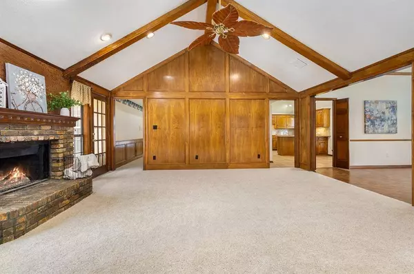 2213 Moss Trail, Garland, TX 75044