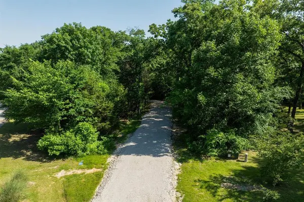 2112 Red Cedar Trail, Greenville, TX 75402