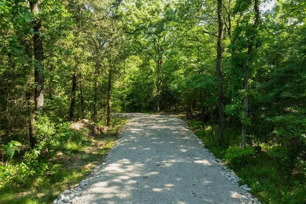 2112 Red Cedar Trail, Greenville, TX 75402