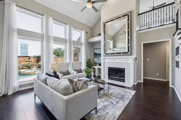 2716 Meadow Hills Lane, Plano, TX 75093