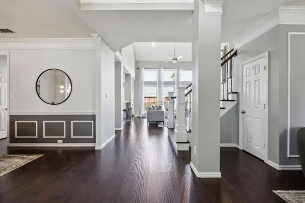 2716 Meadow Hills Lane, Plano, TX 75093