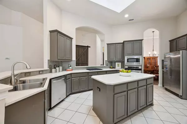 945 Brentwood Drive, Murphy, TX 75094