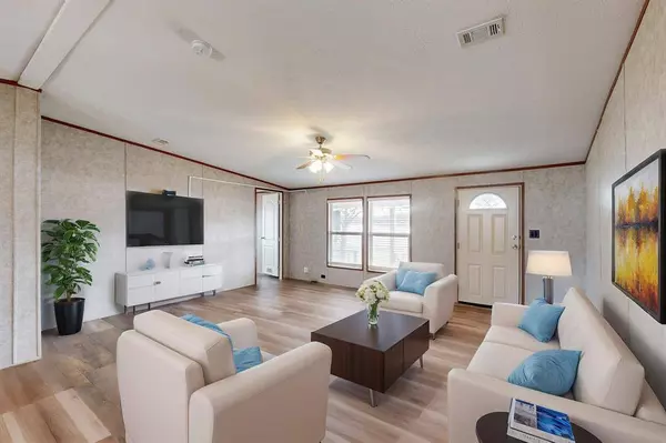 10911 Private Road 3746 #Y, Wills Point, TX 75169