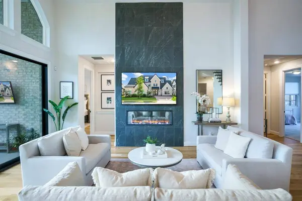 3915 Lochwood Drive, Rowlett, TX 75088