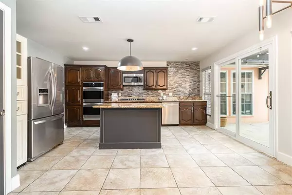 708 Mount Vernon Drive, Richardson, TX 75081