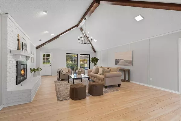 501 Candlewood Lane, Garland, TX 75041