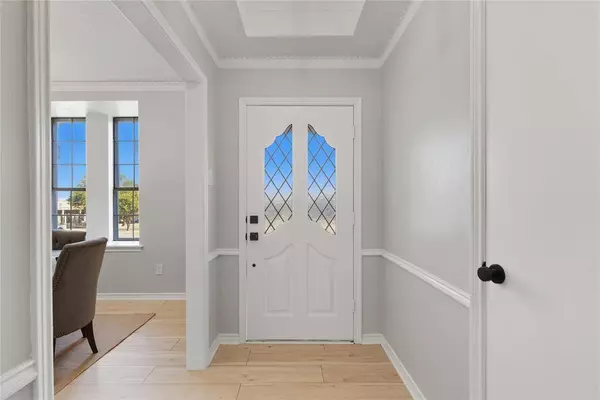 501 Candlewood Lane, Garland, TX 75041