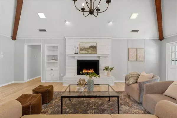 501 Candlewood Lane, Garland, TX 75041