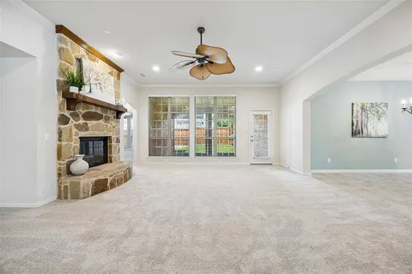 7001 Handen Drive, Rowlett, TX 75089