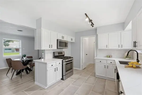1217 Rosewood Hills Drive, Garland, TX 75040