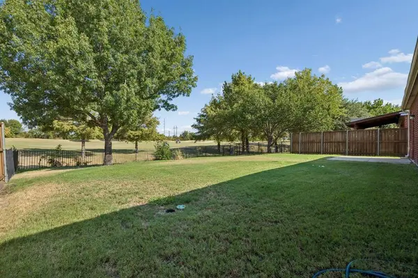 10617 Gleneagles Lane, Rowlett, TX 75089