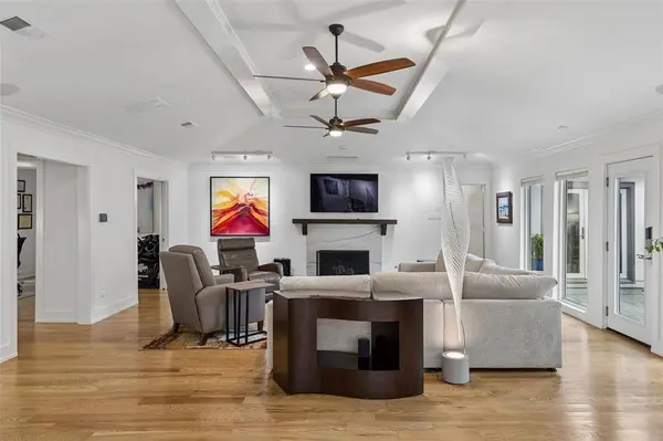 9020 Glen Springs Drive, Dallas, TX 75243