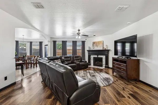 10417 Eastern Hills Court, Rowlett, TX 75089