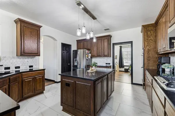 10417 Eastern Hills Court, Rowlett, TX 75089