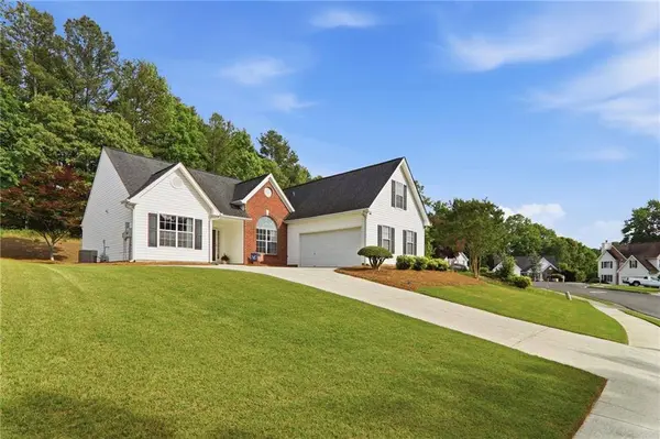 1500 Wilkes Crest DR, Dacula, GA 30019