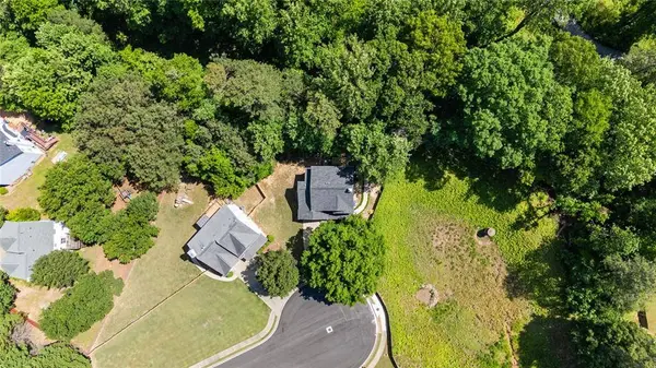 305 Penfield CIR, Sugar Hill, GA 30518