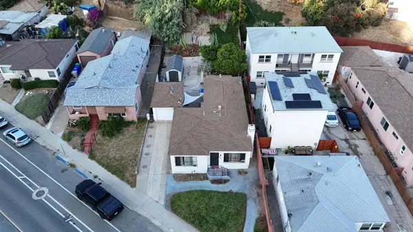 2691 Reynard, San Diego, CA 92103
