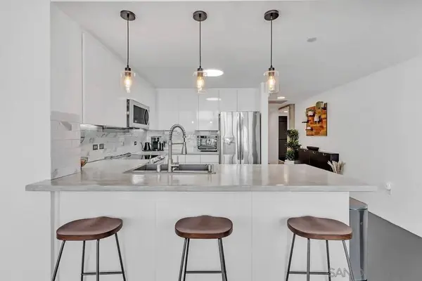 1080 Park #701, San Diego, CA 92101