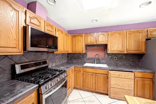 5196 Rebel, San Diego, CA 92117