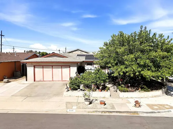 5196 Rebel, San Diego, CA 92117