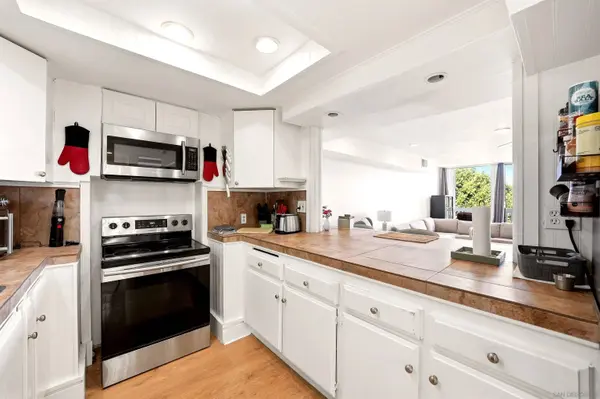 2427 La Costa #A, Carlsbad, CA 92009