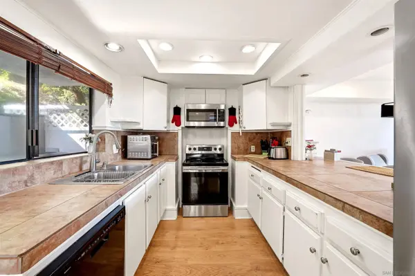 2427 La Costa #A, Carlsbad, CA 92009