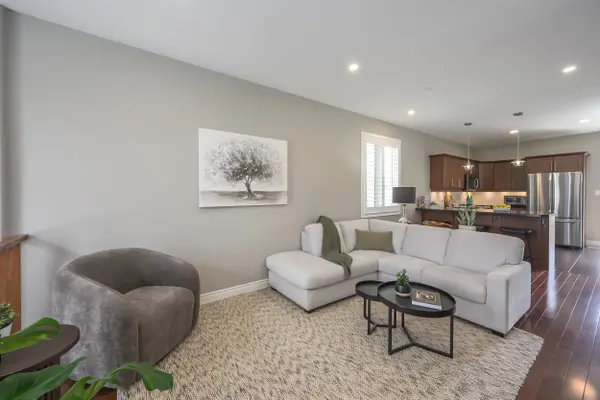 2615 Colonel Talbot Rd #5, London, ON N6K 5B4