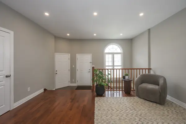 2615 Colonel Talbot Rd #5, London, ON N6K 5B4