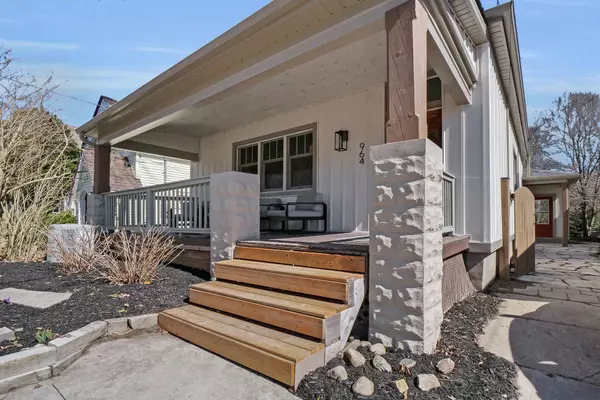 964 Colborne ST, London East, ON N6A 4A6