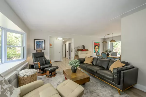 514 Upper Queen ST, London South, ON N6C 3T9