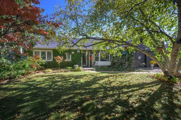 514 Upper Queen ST, London South, ON N6C 3T9