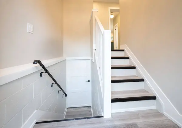 62 Barker ST, London East, ON N5Y 1X6