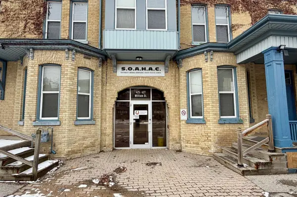 425-427 William ST, London East, ON N6B 3E1