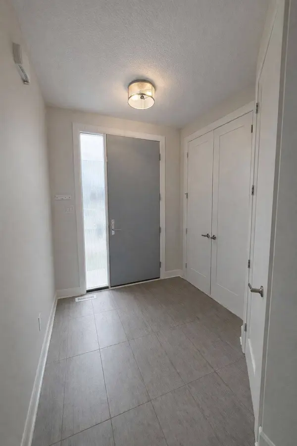 499 Sophia CRES #32, London North, ON N6G 0X9