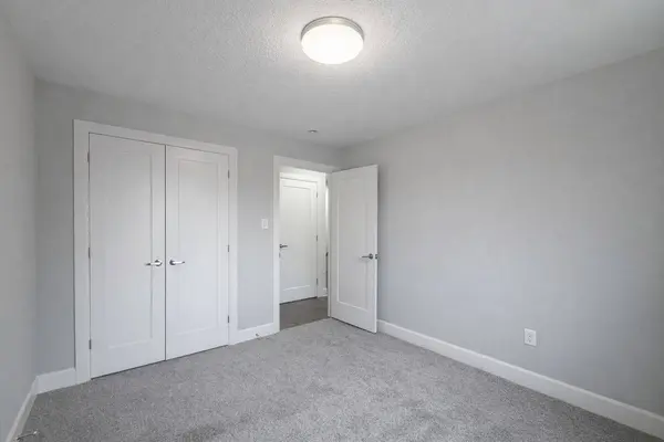 499 Sophia CRES #32, London North, ON N6G 0X9