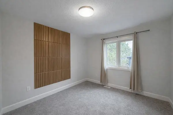 499 Sophia CRES #32, London North, ON N6G 0X9