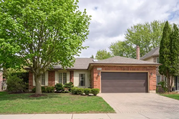 1624 Hastings DR, London North, ON N5X 3E1