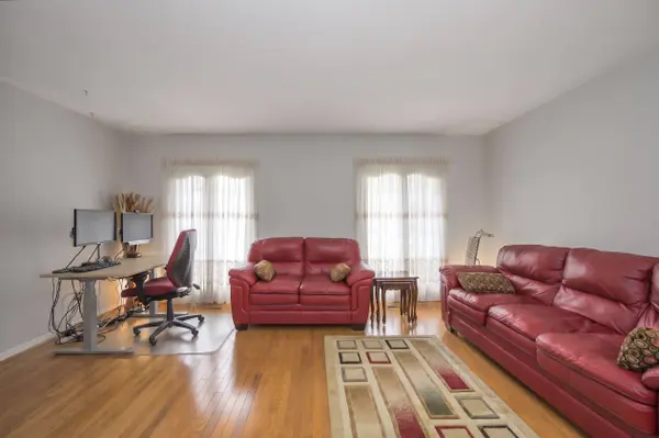 1624 Hastings DR, London North, ON N5X 3E1