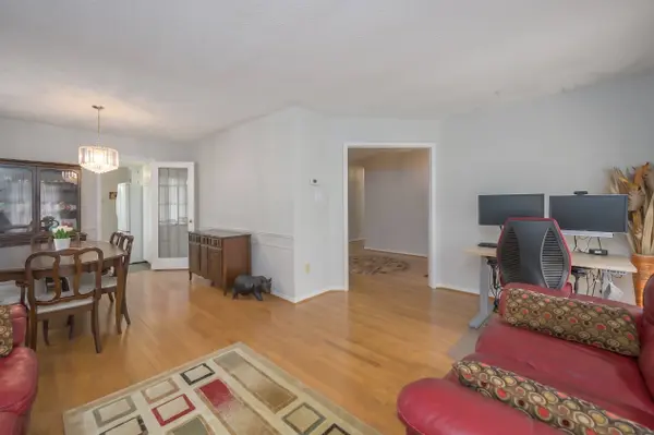 1624 Hastings DR, London North, ON N5X 3E1