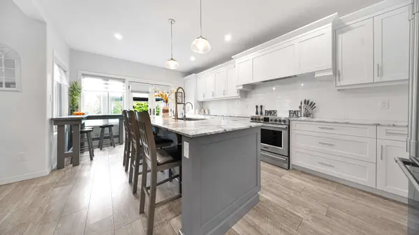 949 Blythwood RD, London North, ON N6H 5W1