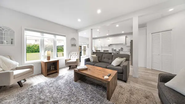 949 Blythwood RD, London North, ON N6H 5W1