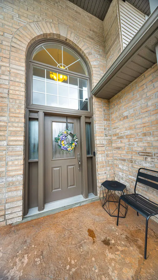 949 Blythwood RD, London North, ON N6H 5W1