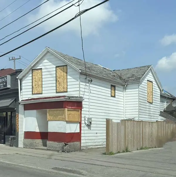 418 Hamilton RD, London East, ON N5Z 1R9