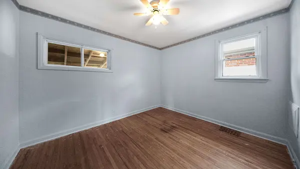 1624 Leonard ST, London East, ON N5W 3G6